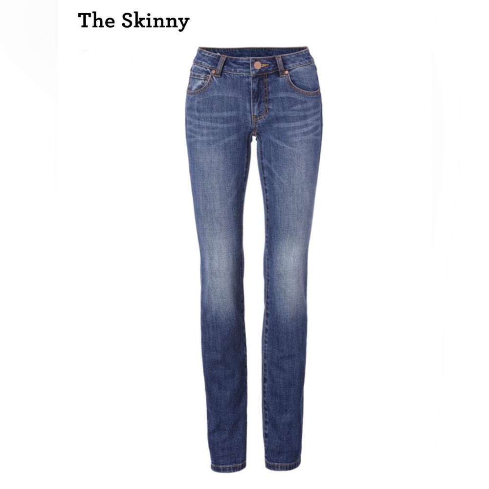 CABI Skinny Jeans, Style 5882, size 16, Classic Wash, Brand New in Bag!